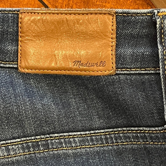 Madewell curvy high-rise skinny jeans. Soft, slimming, stretchy. Medium Blue. 28 - Picture 13 of 13